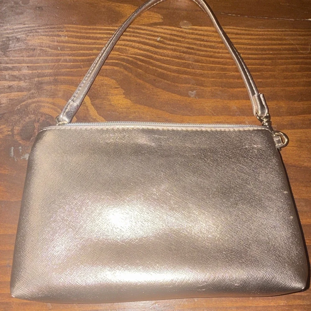 New York & Company Beige/Gold Metallic Wristlet Zip Clutch, Inner Pockets
